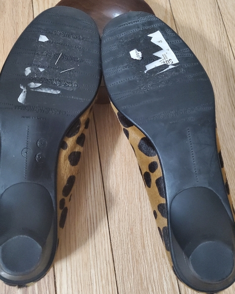 Stuart Weitzman shoes - Picture 4 of 5